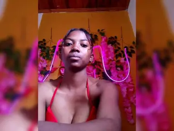 Bongacams Adult Webcam of Sahsahsexy