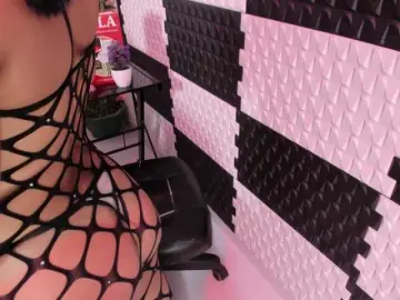 Bongacams Adult Video Chat of AlinaMorris