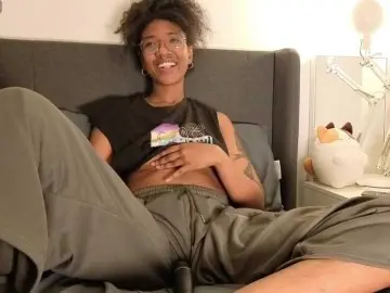 Bongacams Private Sex Chat of CarolineS