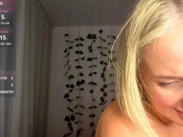 Bongacams Free Live Porn of MonikaFoxys