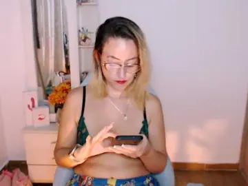 Bongacams Nude Webcam of maryline-w