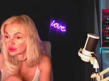 Bongacams Live Sex Cam of Margo77-1