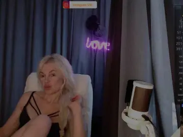 Bongacams Free Porn Cam of Margo77-1