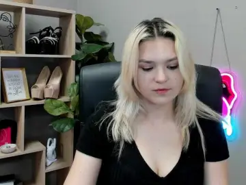 Bongacams Watch Live Sex Cams of SweetLilyxo