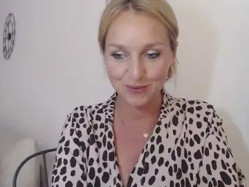 Bongacams Watch Live Sex Cams of SecretAlicia