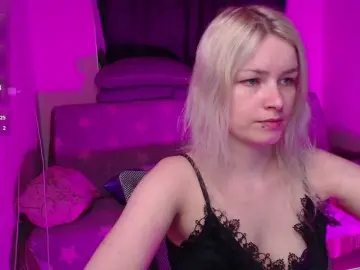 Bongacams Free Porn Cam of CherryNight666
