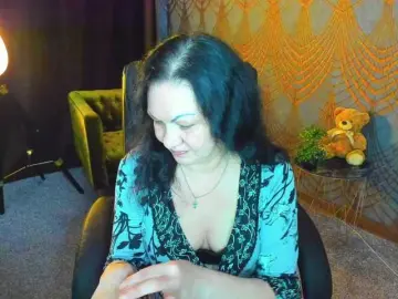 Bongacams Watch Live Sex Cams of IrissMoon