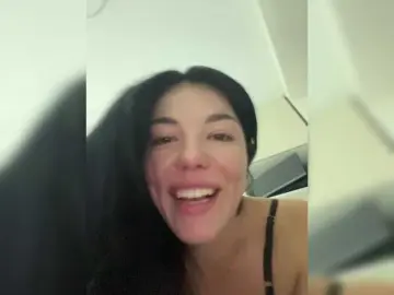 Bongacams Sex Cam of MissDesire