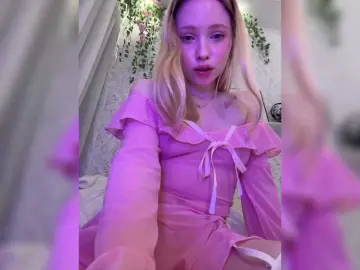 Bongacams Live Sex Cam of l1ttle-puppy