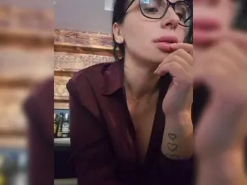 Bongacams Watch Live Sex Cams of SophieMary