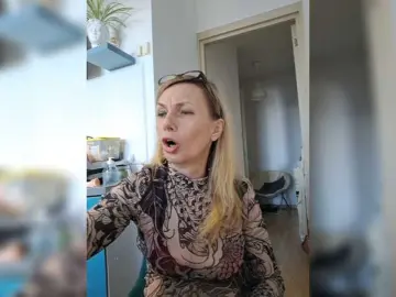 Bongacams Adult Video Chat of ShiningMILF