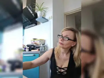 Bongacams Adult Webcams of ShiningMILF