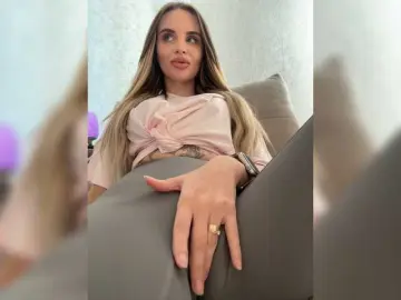 Bongacams Nude Webcam of LedyMiya