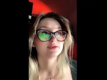 Bongacams Watch Live Sex Cams of irisachka