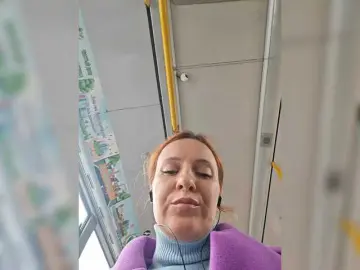 Bongacams Watch Live Sex Cams of ladybigsmile