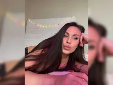 Bongacams Free Live Porn of -Hennessy-