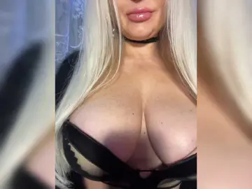 Bongacams Free Porn Cam of Emiliiaaa
