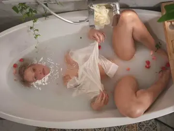 Bongacams Free Porn Cam of HEYBANANA