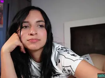 Bongacams Free Porn Cam of Cerecitaqueenn