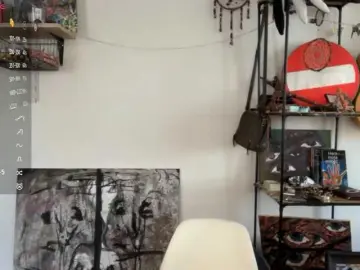 Bongacams Sex Cam of KrissyShuey