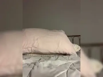 Bongacams Watch Live Sex Cams of LoveLama