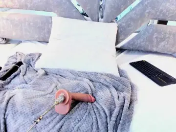 Bongacams Live Sex Cam of Slut-Milf
