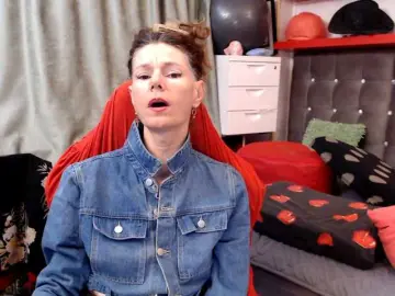 Bongacams Free Porn Cam of kellysurfing