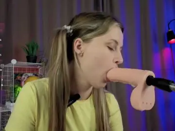 Bongacams Private Sex Chat of mirabelladoll1