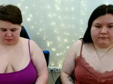 Bongacams Live Porn of BeckyAndEllen