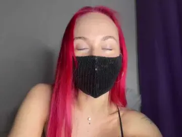 Bongacams Watch Live Sex Cams of LuybiMenya