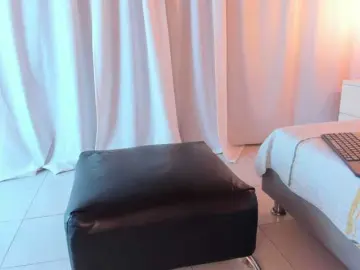 Bongacams Live Sex Cam of NikollSalas