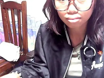 Bongacams Nude Webcam of Natalie-Luxa