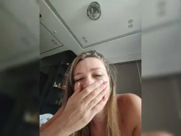 Bongacams Live Sex Cam of livemyself1