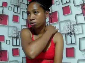 Bongacams Nude Webcam of Larah00