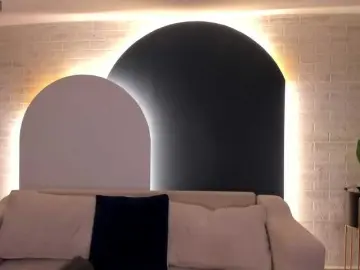 Bongacams Sex Cam of NiaSalvatore