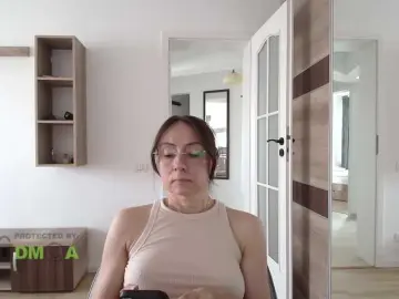 Bongacams Best live sex cam show of dulcesiomar8