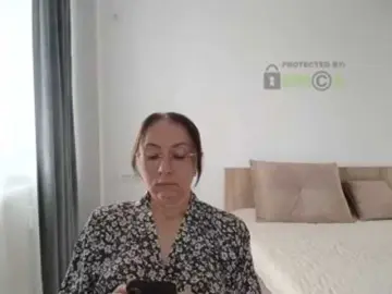 Bongacams Free Porn Cam of dulcesiomar8