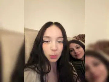 Bongacams Watch Live Sex Cams of lia-mili