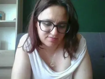 Bongacams Best live sex cam show of sensualParis