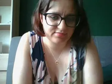 Bongacams Best live sex cam show of sensualParis