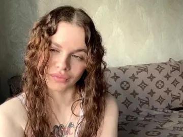Bongacams Watch Live Sex Cams of KatriceSarcone