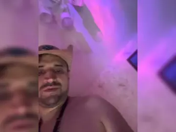 Bongacams Free Porn Cam of VIP17CoupleDream