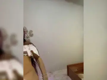Bongacams Watch Live Sex Cams of VIP17CoupleDream