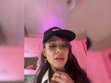 Bongacams Sex Cam of VIP17CoupleDream