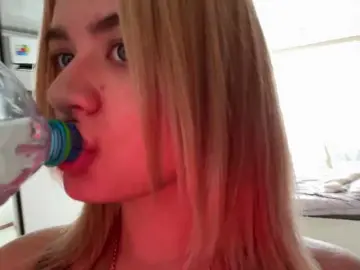 Bongacams Live Sex Cam of Kaderii1