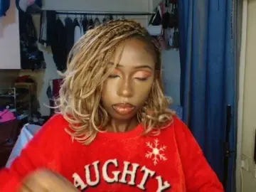 Bongacams Watch Live Sex Cams of Boughie-birdy