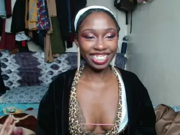 Bongacams Free Live Porn of Boughie-birdy