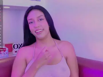 Bongacams Private Sex Chat of Mia-Rivers