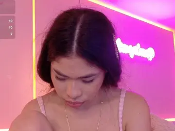 Bongacams Free Porn Cam of LeiaStone