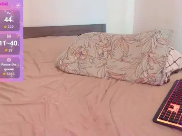 Bongacams Live Sex Cam of Rosebelle1